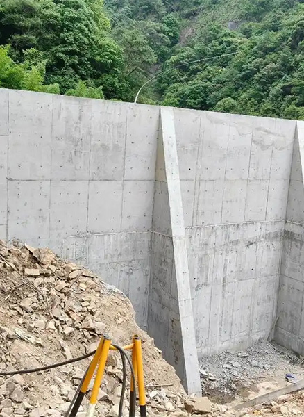周口商水县重力式挡土墙